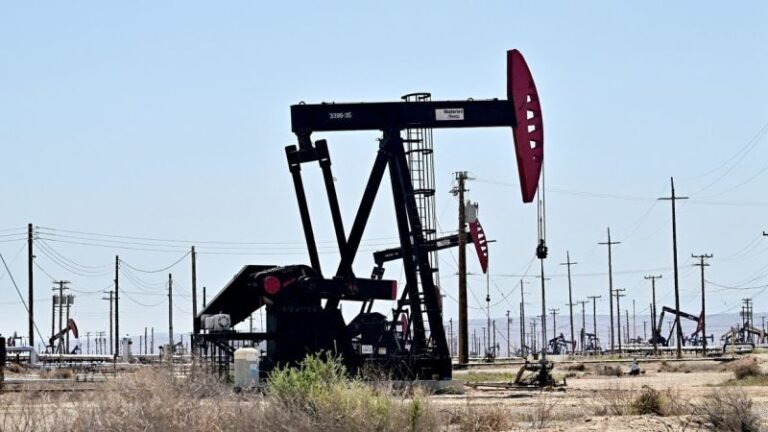 El petróleo ha caído tanto que ahora es más barato que antes del conflicto entre Israel e Irán