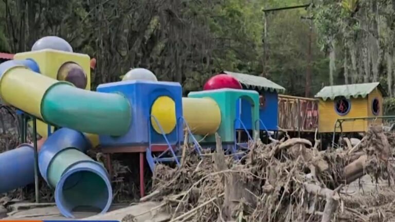 Inundaciones en Venezuela arrasaron un un parque infantil, el lodo sepultó la infraestructura