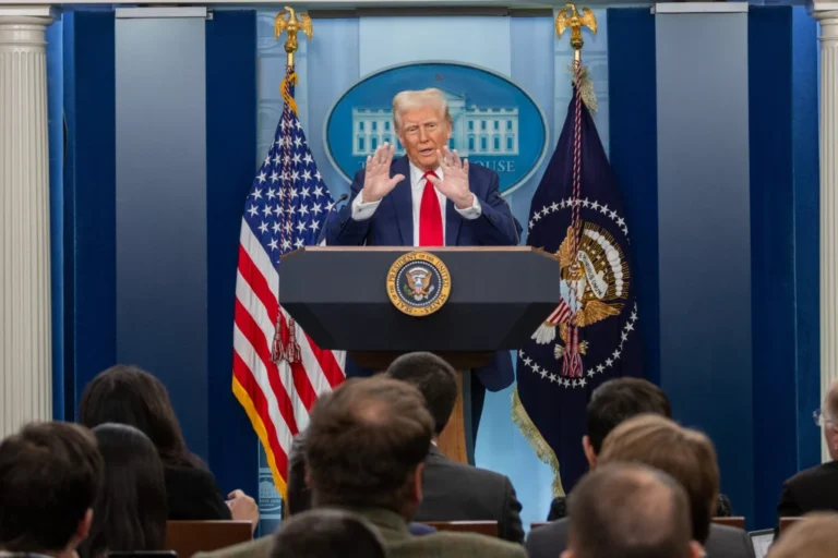Trump: "La planta nuclear de Fordow está terminada"